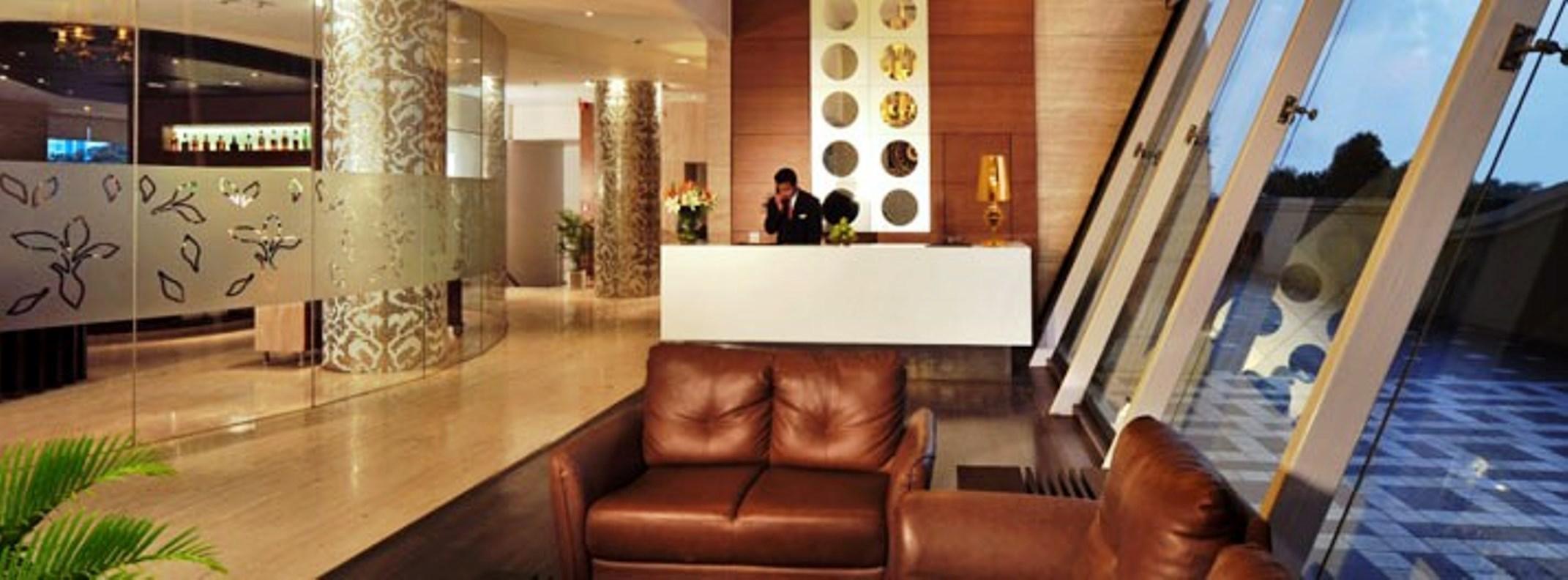 Majestic Court Sarovar Portico Navi Mumbai Exterior photo