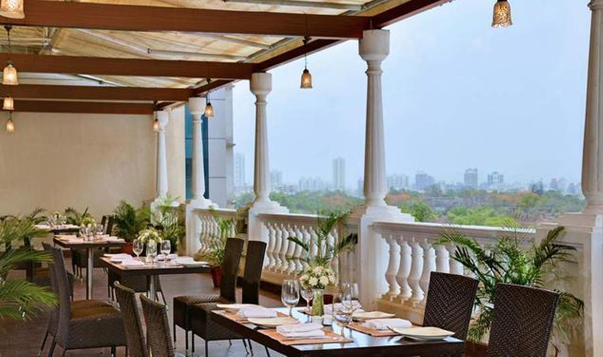 Majestic Court Sarovar Portico Navi Mumbai Exterior photo