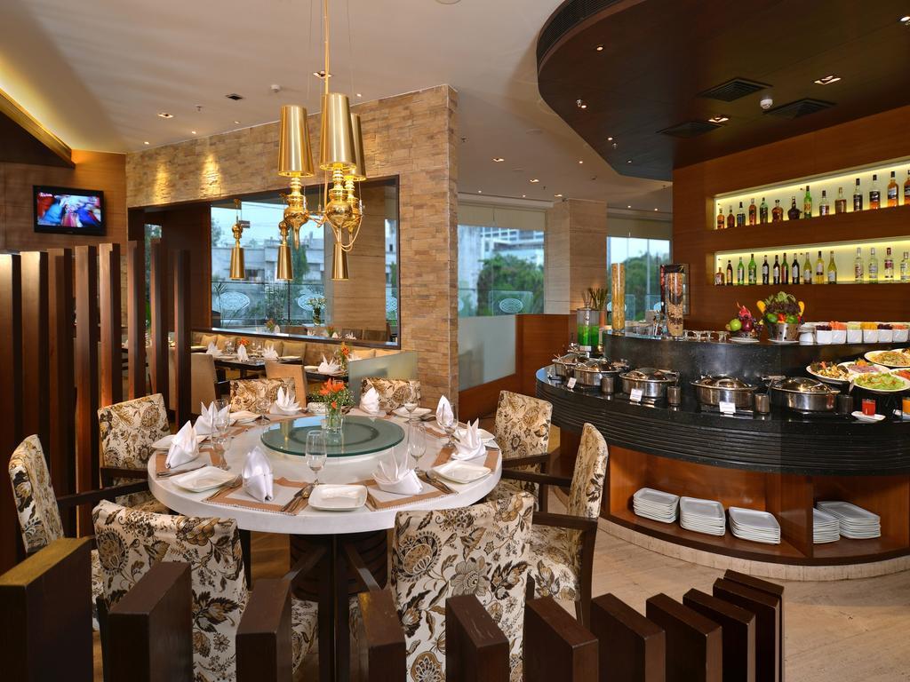 Majestic Court Sarovar Portico Navi Mumbai Exterior photo