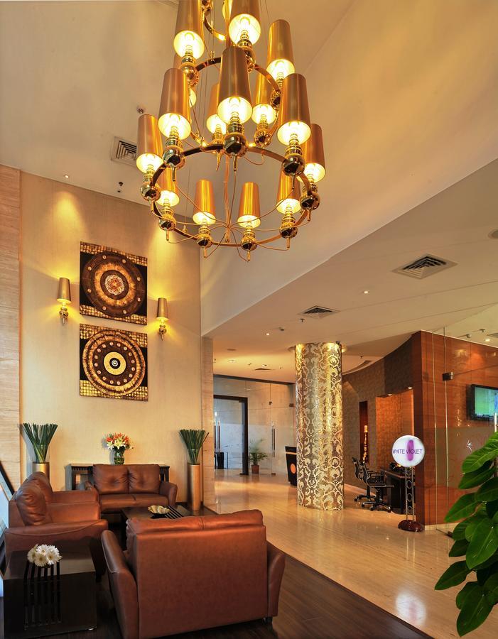 Majestic Court Sarovar Portico Navi Mumbai Exterior photo