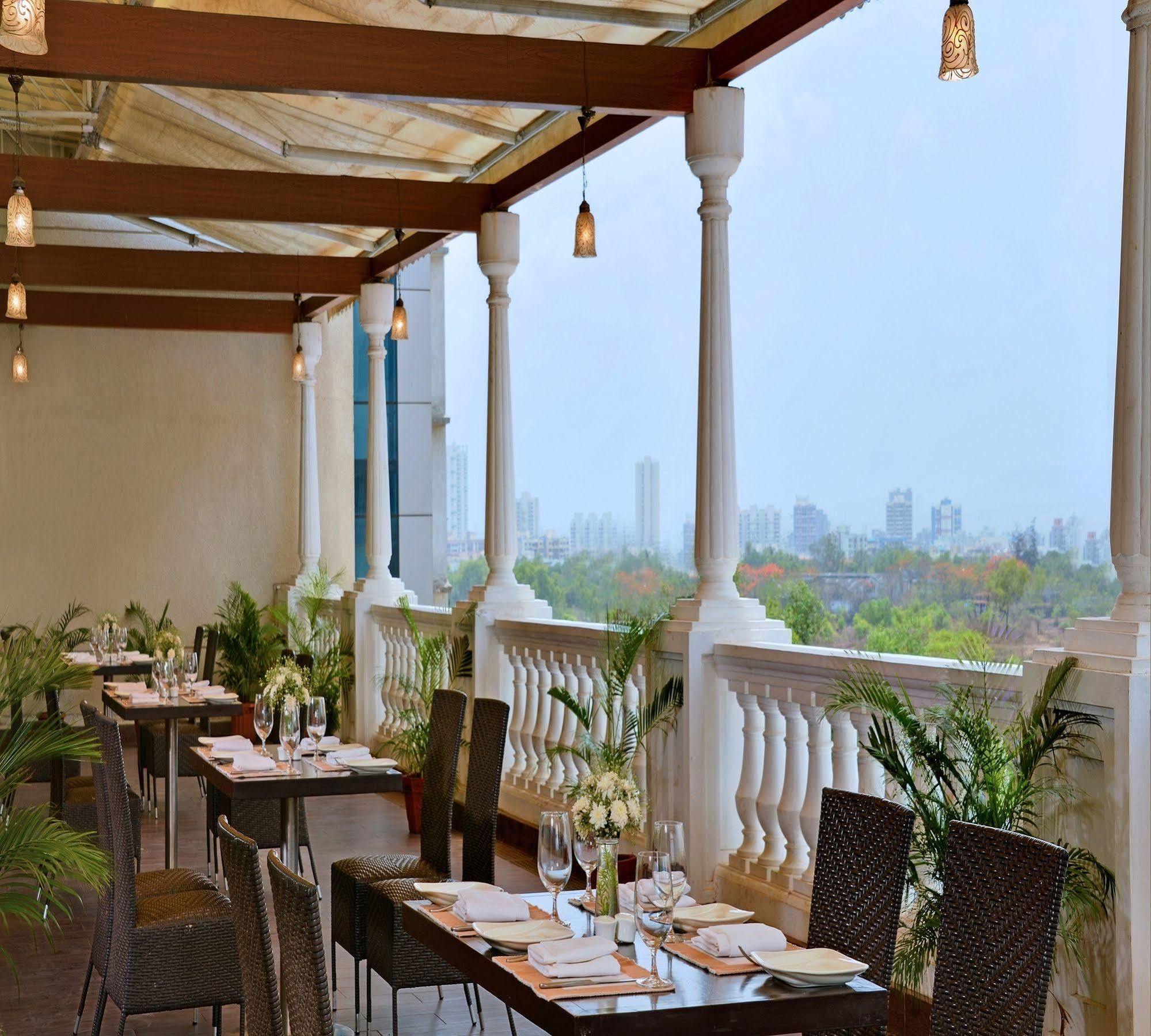 Majestic Court Sarovar Portico Navi Mumbai Exterior photo
